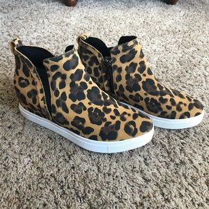 BLONDO ‘Georgette’ Leopard Print Waterproof Wedges Sneakers